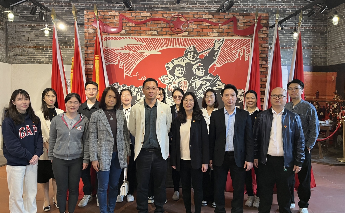 学思践悟二十大  一心向党筑未来——电子口岸公司党支部开展主题党日活动